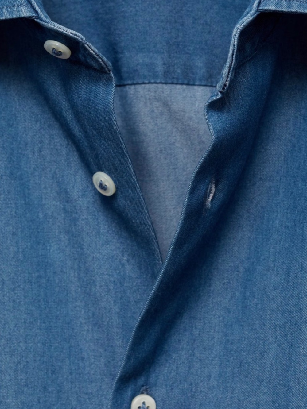 NWT MANGO Man Men’s Blue Chambray Shirt Slim Fit Size Large L - Picture 3 of 7